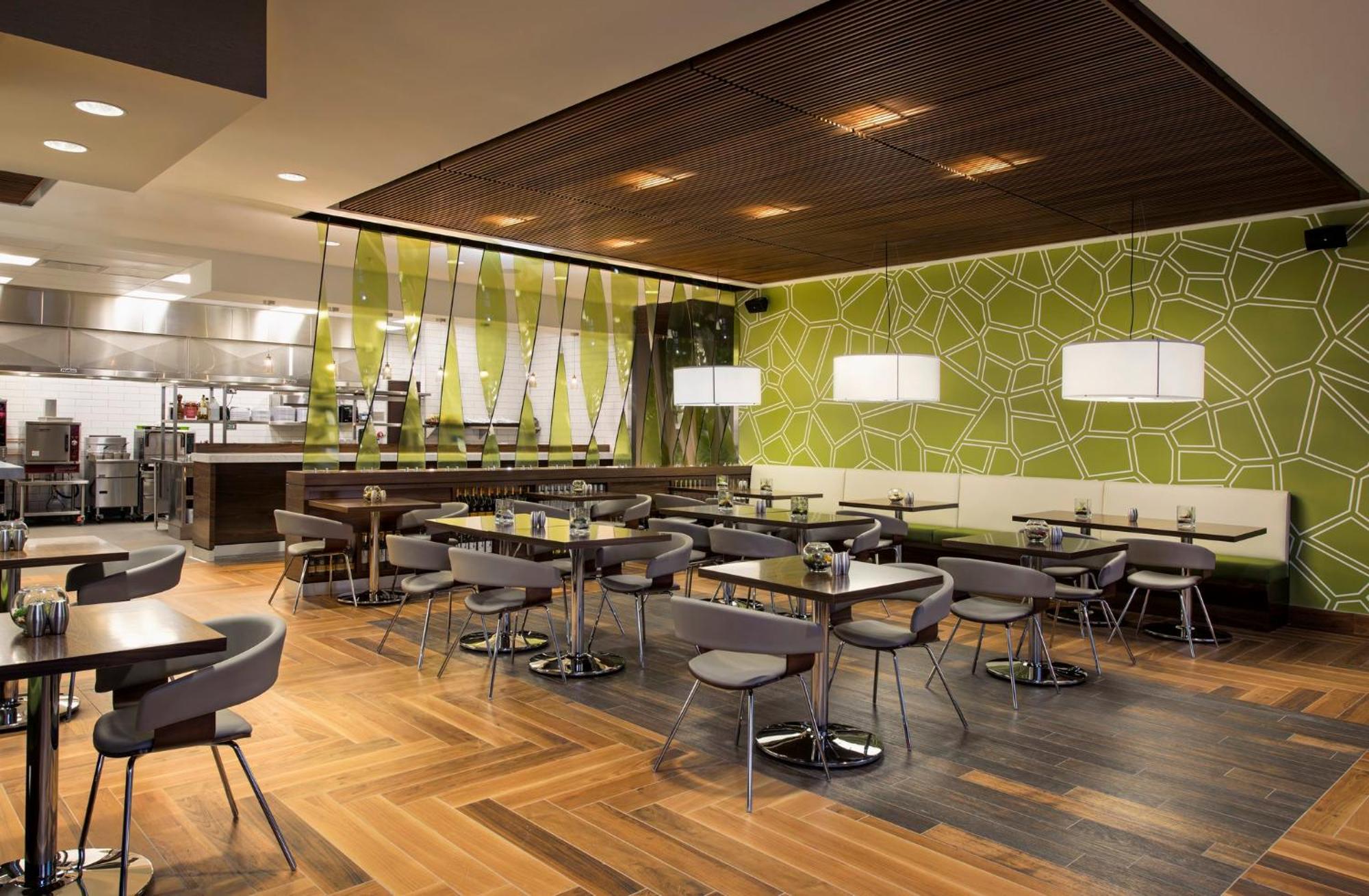 Courtyard By Marriott Calgary South Hotel Kültér fotó