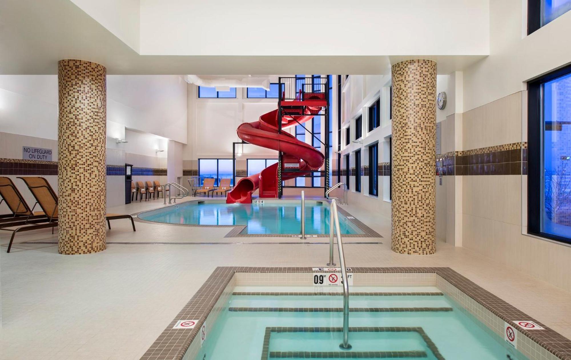 Courtyard By Marriott Calgary South Hotel Kültér fotó