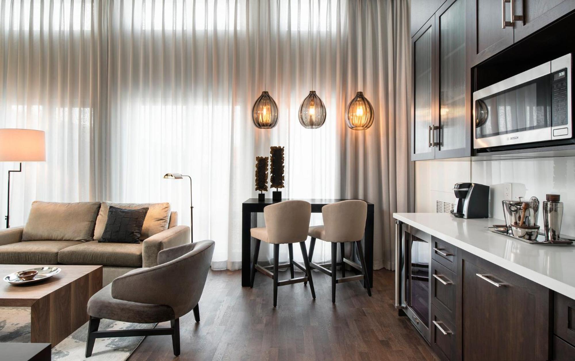 Courtyard By Marriott Calgary South Hotel Kültér fotó