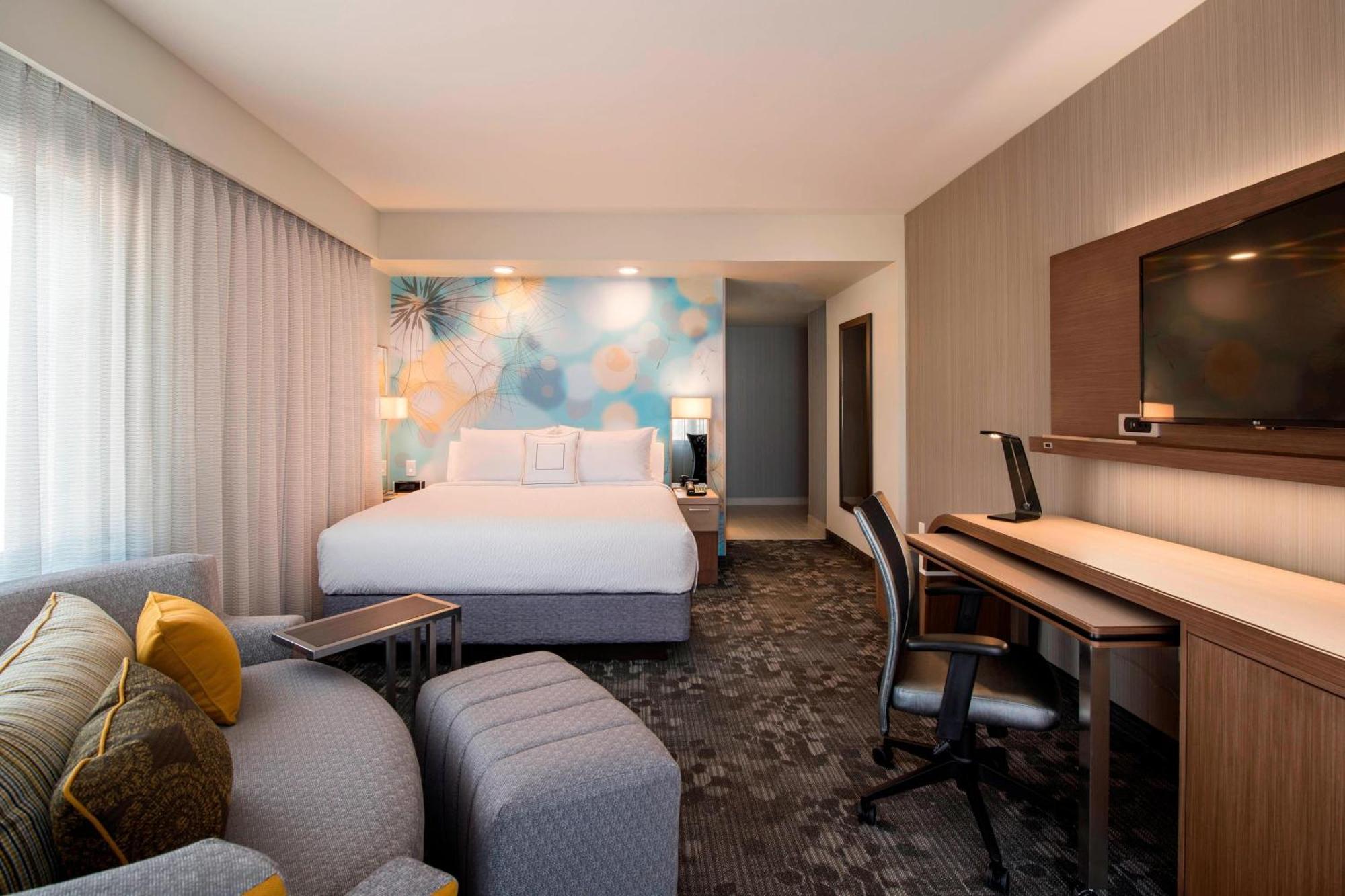 Courtyard By Marriott Calgary South Hotel Kültér fotó